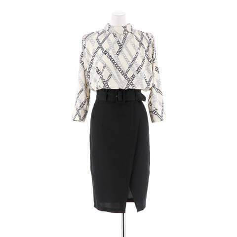 【GRACIANA】Chain Design Wrap skirt Onepiece(ホワイト×ブラック-Sサイズ)