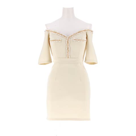 4/24新作!オフショル×ゴールドチェーンがSEXY！二の腕カバーも叶う五分袖の上品タイトミニ丈キャバドレス[SML/3サイズ展開](アイボリー-Sサイズ)