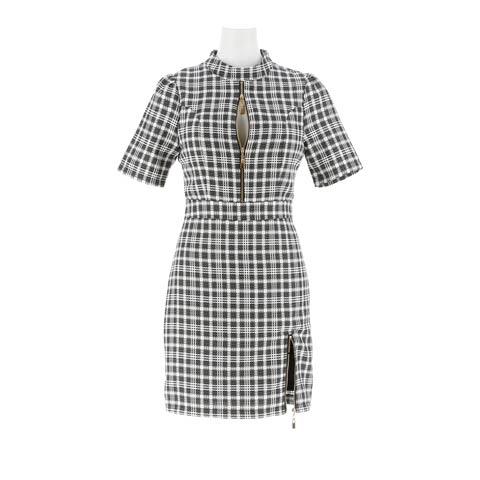 8/27新作!ハイネックチェック柄胸元ジップスリット半袖ミニドレス[SML/3サイズ展開][明日花キララ着用](ブラック×ホワイト-Sサイズ)