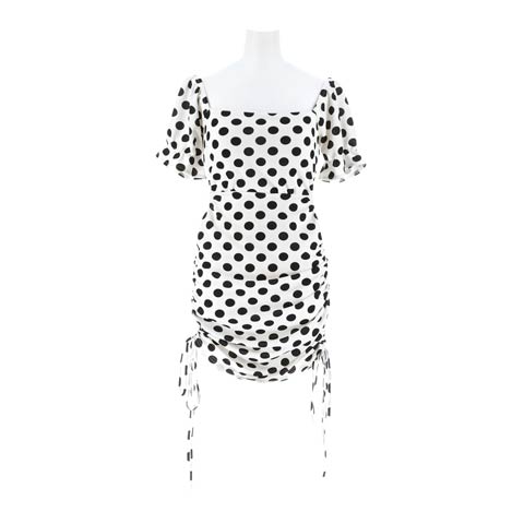 7/25新作!モノトーンドットサイドギャザーカットアウトタイトミニ丈キャバドレス[SML/3サイズ展開][伊藤桃々着用][プチプラキャバドレス](ホワイト×ブラック-Sサイズ)