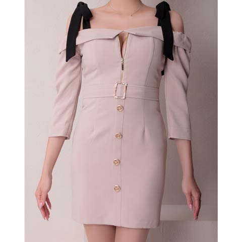 3/5新作![Andy]オフショルリボンフロントジップベルトモチーフ七分袖タイトミニ丈キャバドレス[AN-ON2870](ベージュ×ブラック-XSサイズ)