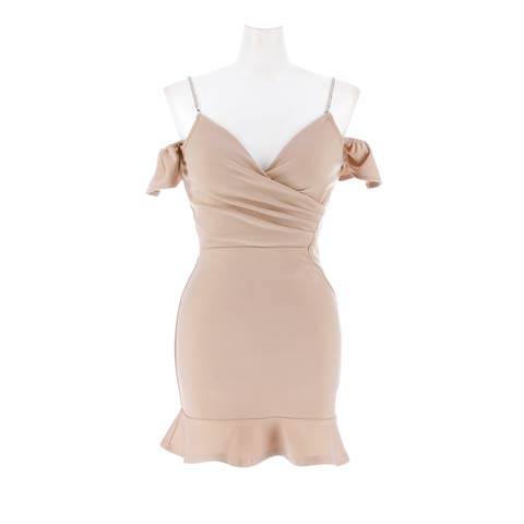 1/9新作![ビジュー肩紐付き]セクシーVカットオフショルマーメイドミニ丈キャバドレス[SML/3サイズ展開](モカ-Sサイズ)