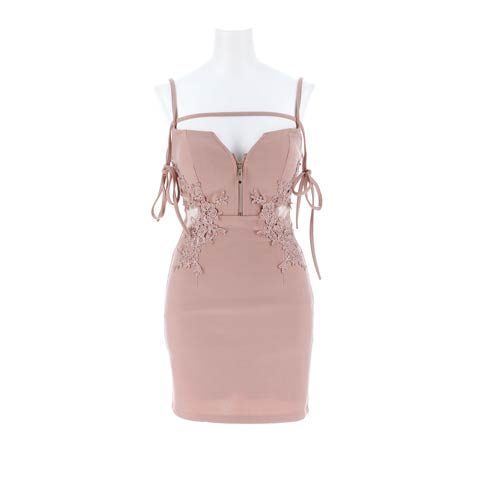 4/8新作!アームリボンで華奢魅せ♪谷間ジップがSEXYなウエストカット刺繍のキャミタイトミニ丈キャバドレス[SML/3サイズ展開](ピンクベージュ-Sサイズ)