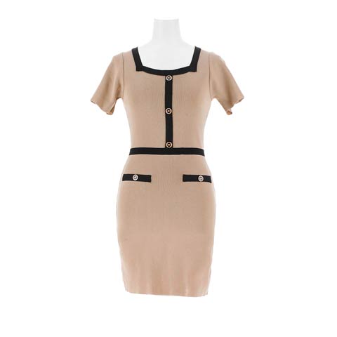 11/18再販!フロントボタンビジューバイカラーニットワンピース[カジュアル/dazzy closet](ベージュ-フリーサイズ)