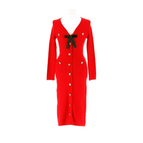 12/12新作![伊藤桃々着用]胸元リボンがPointのVネックフロントボタン長袖ニットワンピース[カジュアル/dazzy closet](レッド-フリーサイズ)