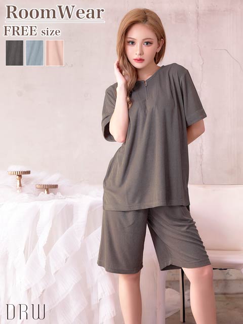 フロントスリットパイルトップス&ショートパンツルームウェア