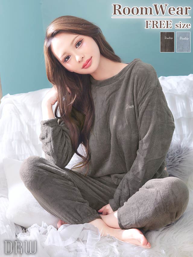 12/26新作!もこもこロゴ刺繍トップス&ロングパンツルームウェア