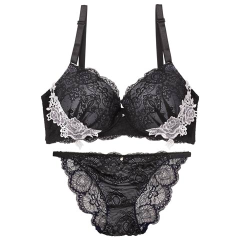 8/30再販!【EFサイズ】【三上悠亜着用】レーシィアンティークサイドローズ刺繍ブラジャー&バック透けフルバックショーツ[推し](ブラック-E70/ショーツM)