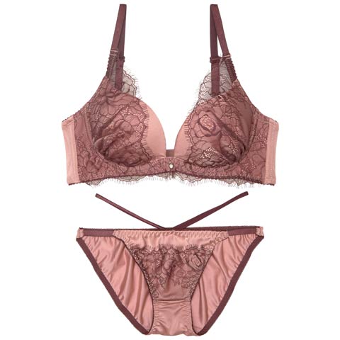 7/11新作!【三上悠亜着用】クラシックレーシーサテンブラジャー&フルバックショーツ[推し][人気](ボルドー-B65/ショーツM)