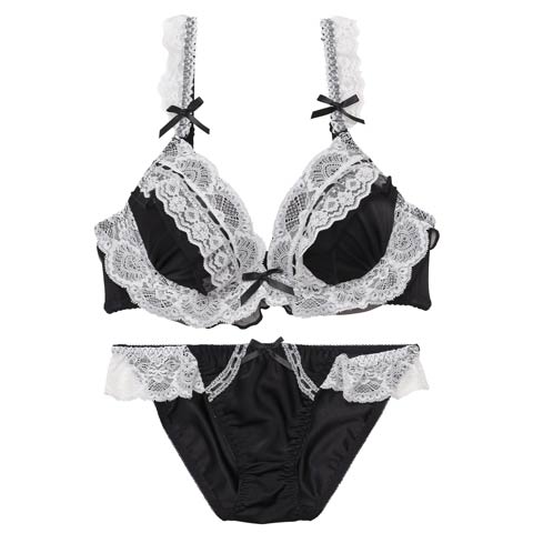 7/7新作!【ノンワイヤー】【三上悠亜着用】クラシカルドーリーフリルブラジャー&フルバックショーツ[推し][人気](ブラック-M)