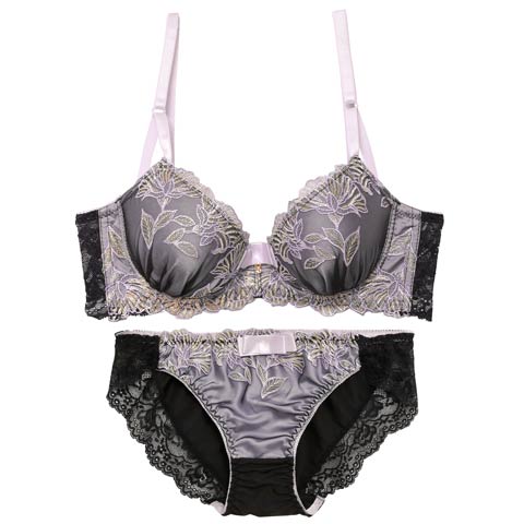 【EFサイズ】【三上悠亜着用】シックボタニカルフラワー育乳ブラジャー&フルバックショーツ[推し](パープル-E70/ショーツM)