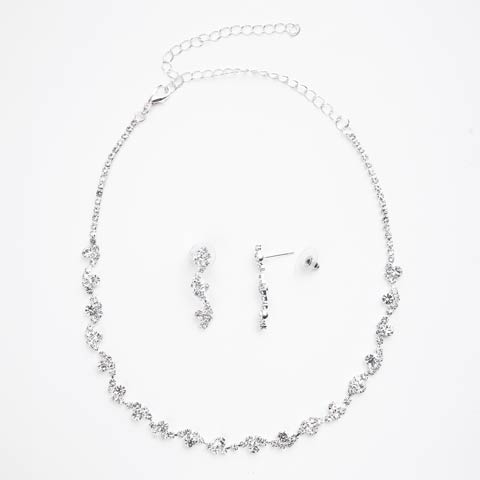 4/6新作![2点SET]シャイニーウェーブビジューネックレス＆ピアスセット[店内アクセ](シルバー-フリーサイズ)