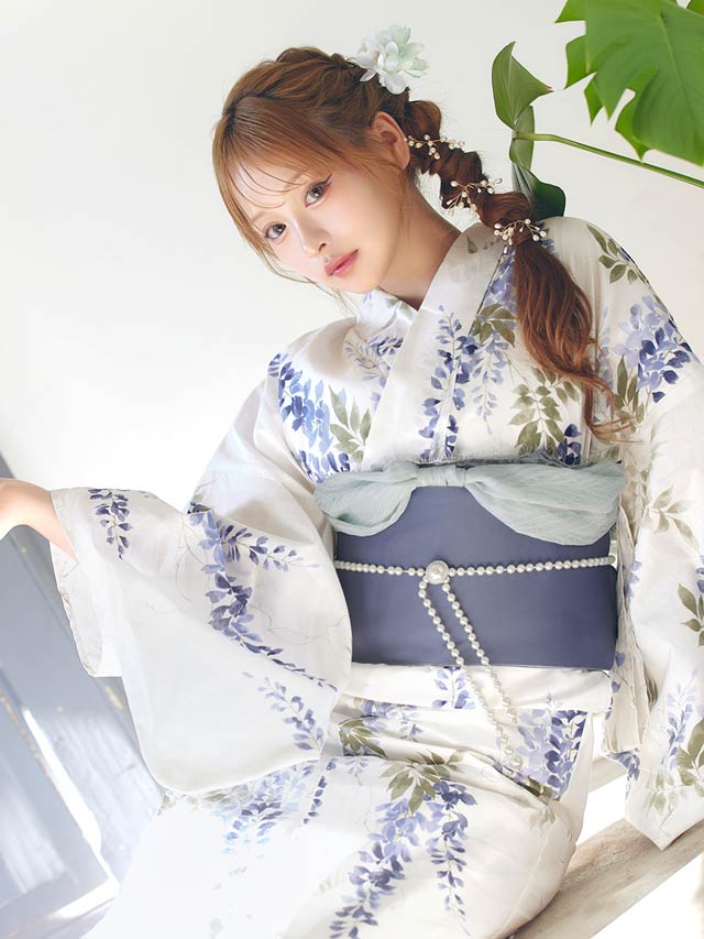 2点SET]白地×青藤柄柄浴衣【YUKATA by dazzy 2025】の通販は