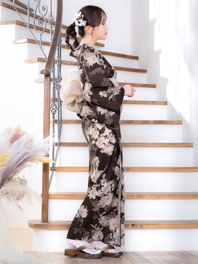 2点SET]褐色地×クラシック花柄柄浴衣【YUKATA by dazzy 2025】の