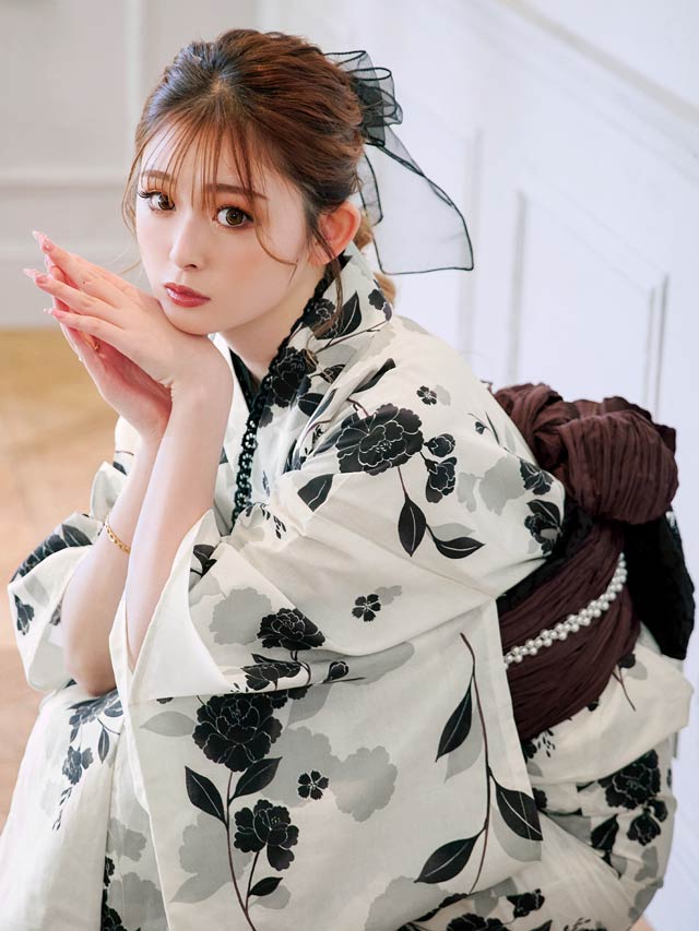 スターダム 写真集 The YUKATA Collection’25 通常　浴衣 スターダム/STARDOM 写真集 The YUKATA Collection - メルカリ