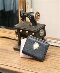 ローズキルト型押しミニ財布(黒-F)