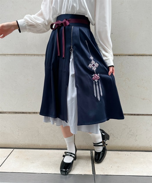 チャイナ刺繍ジップ付スカート【会員様限定10%OFF対象商品 