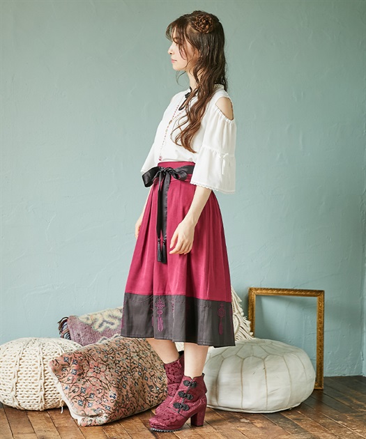 アジアンランタン刺繍スカート | POETIQUE | axes femme online shop