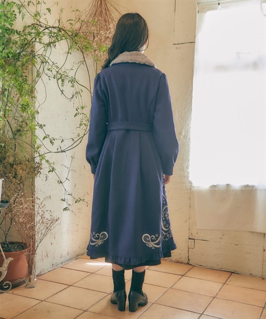 雪の結晶刺繍コート | レディース服・レディースファッションなら 